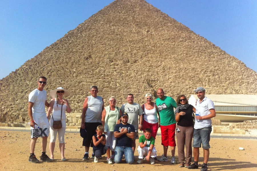 Sharm El Sheikh to Pyramids by Bus | Cairo Day Tour, Museum & Sphinx