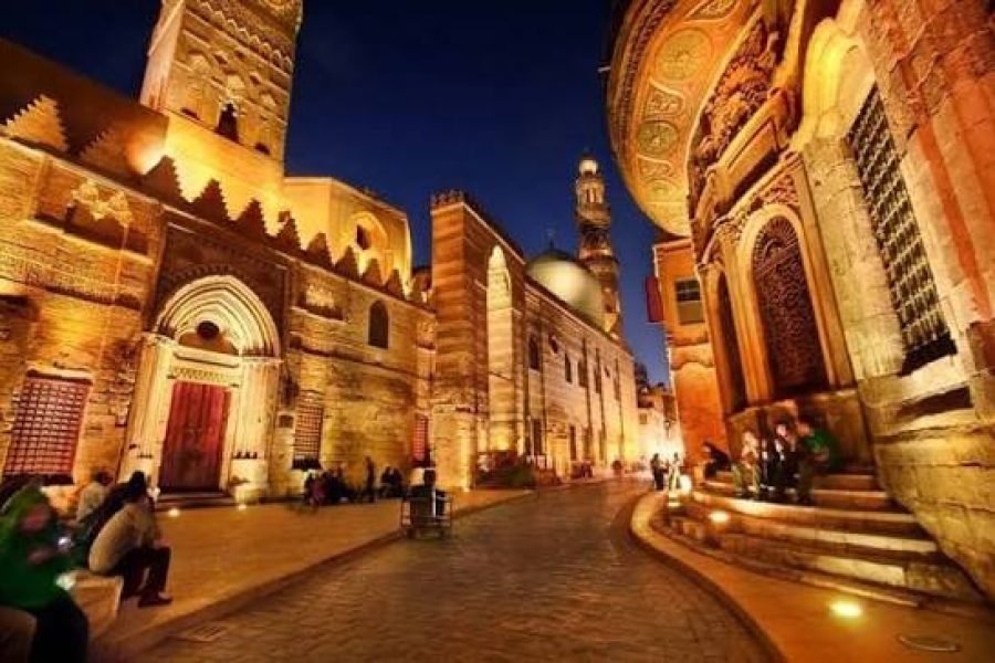 Private Saladin Citadel & Khan El Khalili Bazaar Tour from Cairo | Islamic Cairo Day Trip